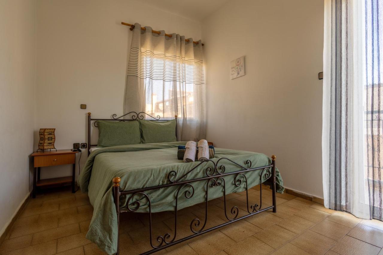Superior Apartment La Лариса Екстериор снимка