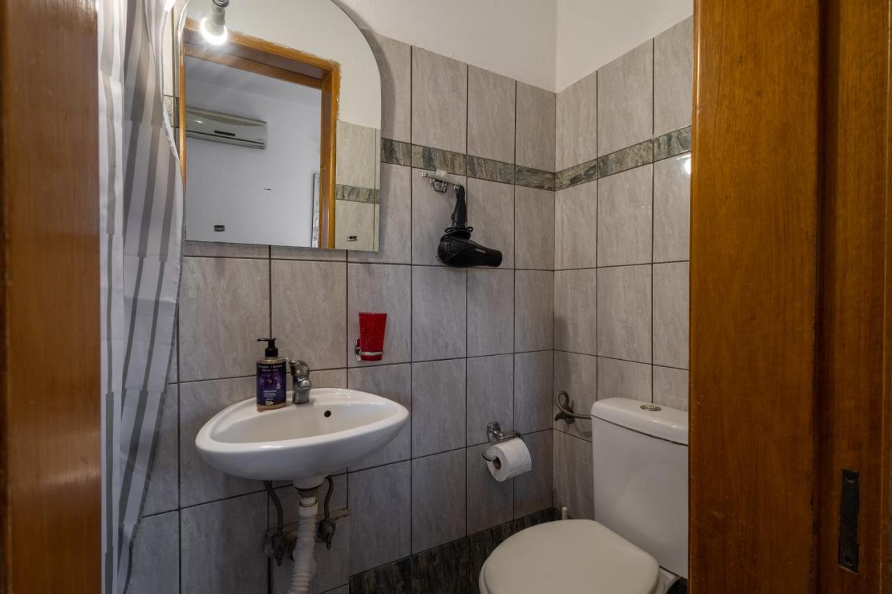 Superior Apartment La Лариса Екстериор снимка